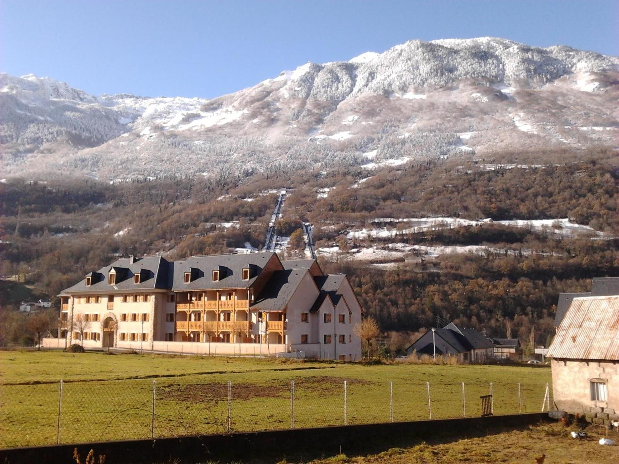 Residence Val De Roland Люс-Сен-Совёр Экстерьер фото